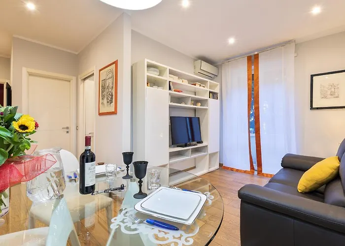 Rome As You Feel - Bazzoni Vatican Apartment