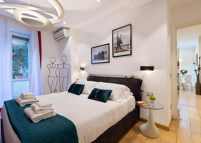 Rome As You Feel - Bazzoni Vatican Apartment