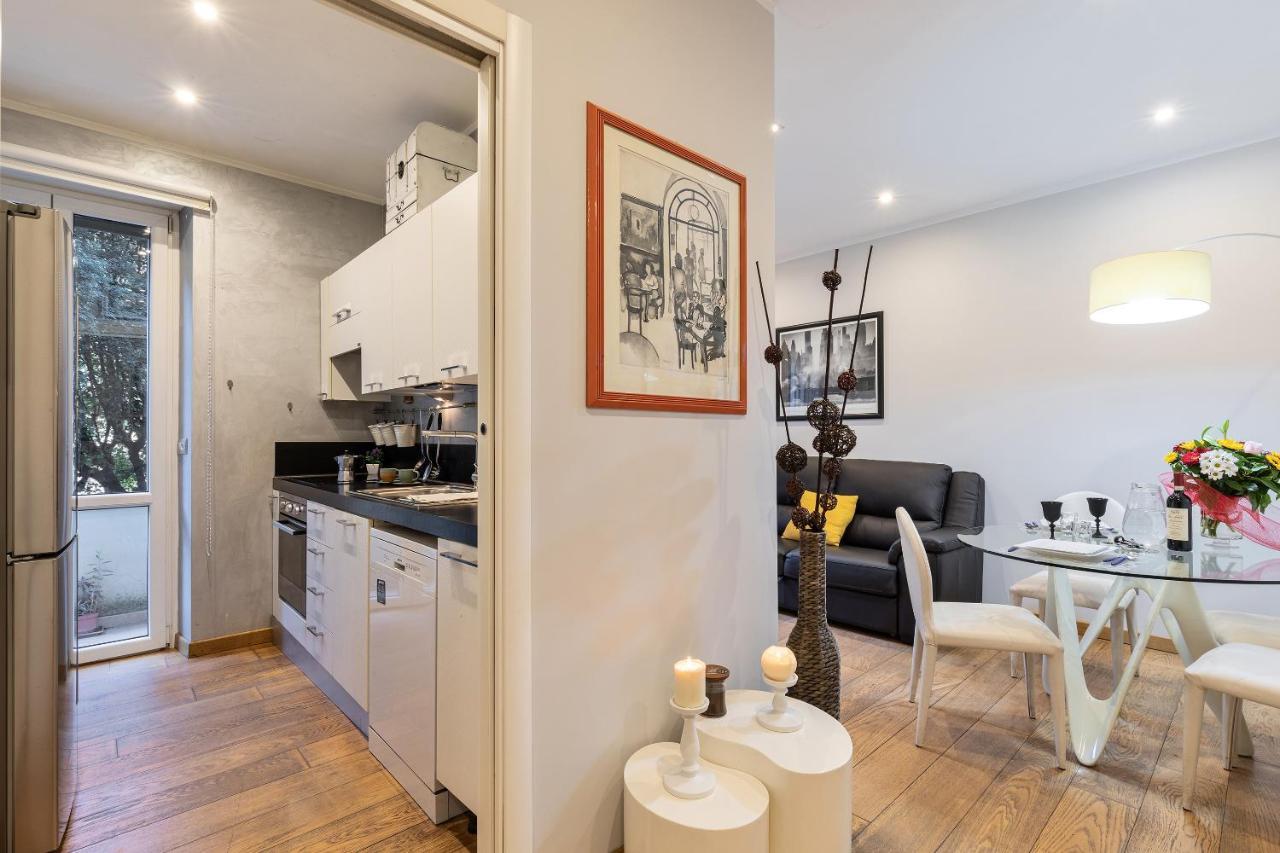 As Feel - Bazzoni Vatican Apartment